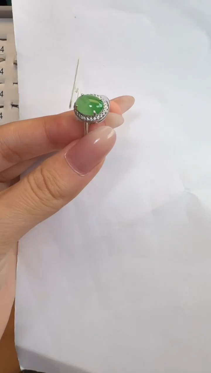 银S925镶嵌戒指翡翠通体925银镶缅甸A货翡翠戒指