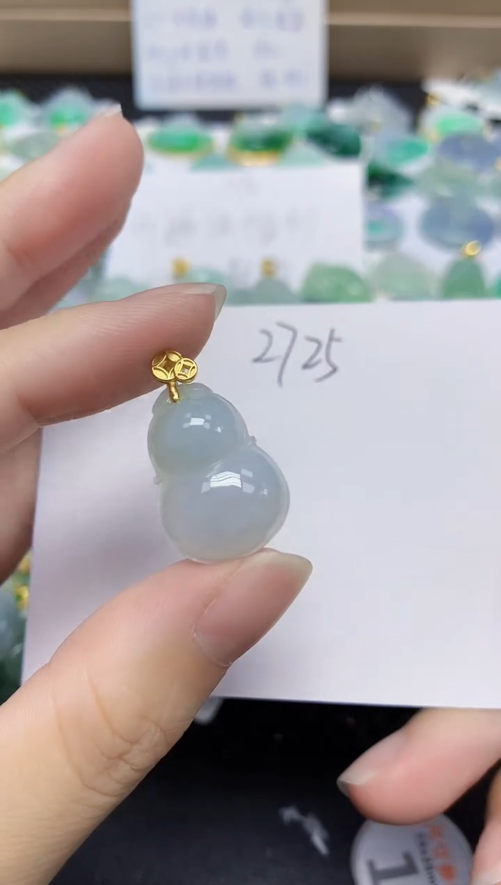 翡翠未镶嵌颈饰天然缅甸翡翠A货