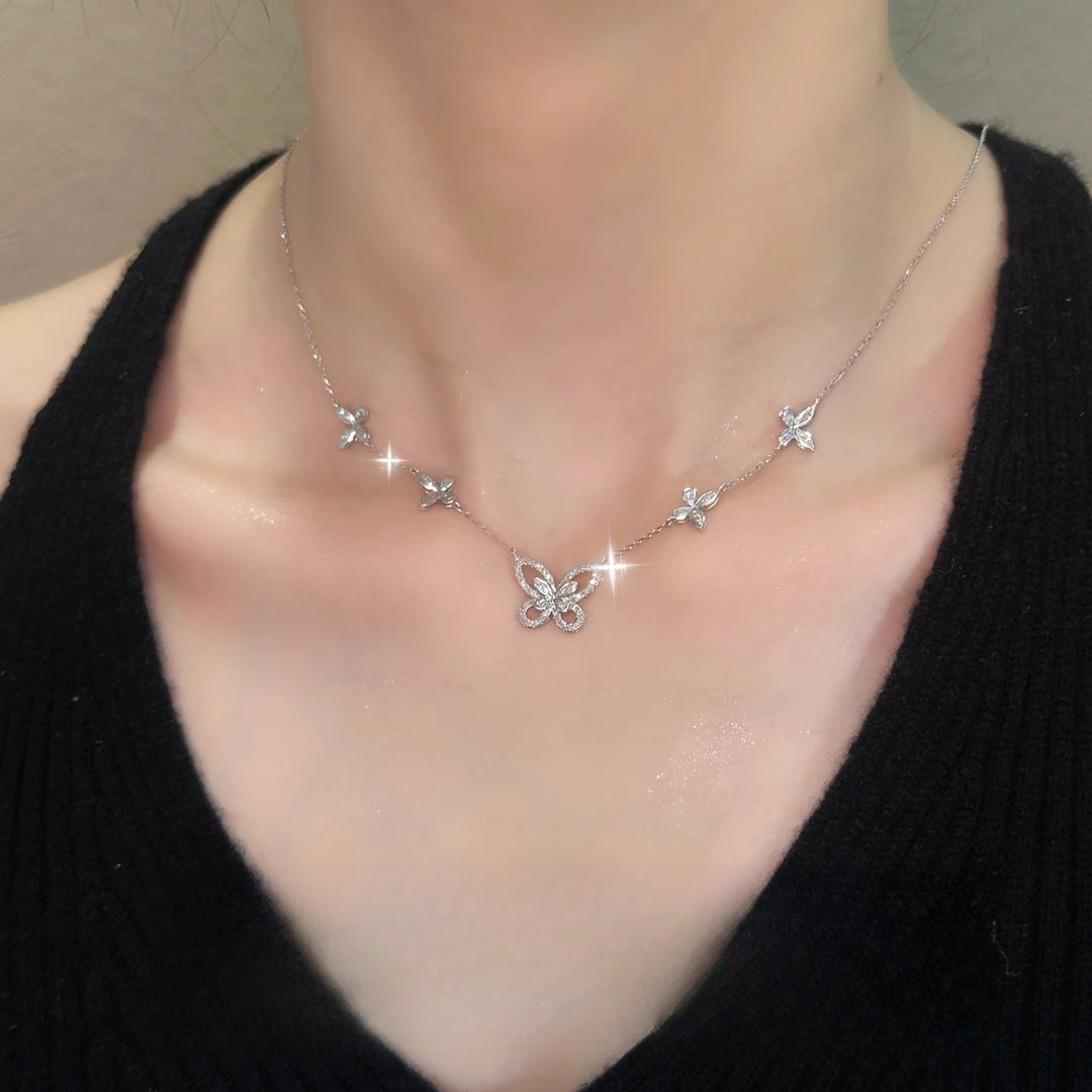 【QM珠宝】0386 重金升级龙虾扣五蝴蝶 钻 项链ZSXL