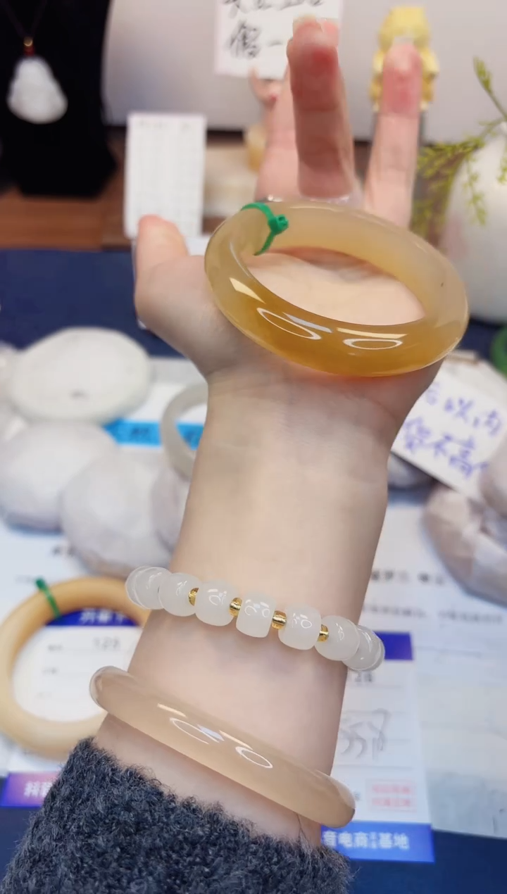 【闪购商品】石英质玉手镯未镶嵌126-财气镯-圈口55