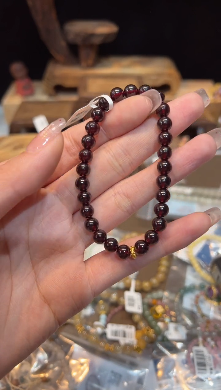 【闪购商品】石榴石手链18K金镶嵌手饰@@D2125