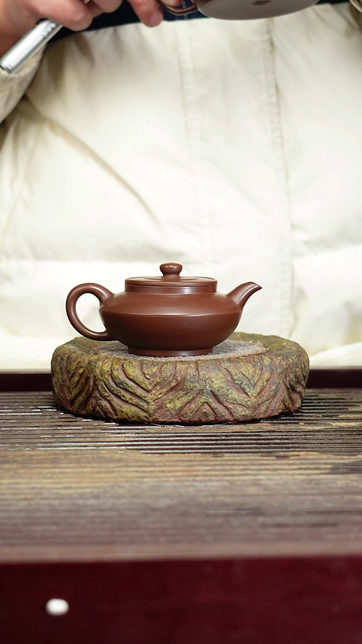 宜兴原矿紫砂壶茶壶宜兴原矿紫砂壶茶壶100C