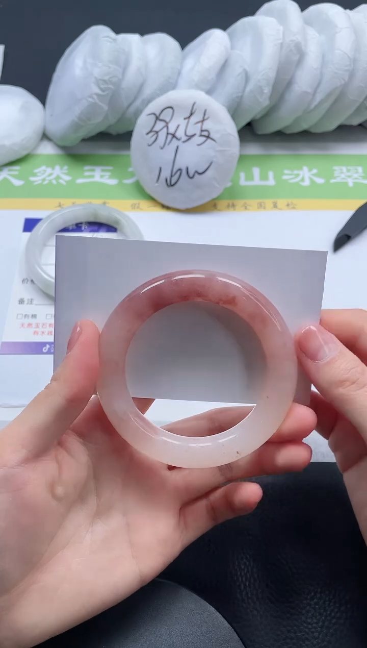 【闪购商品】石英质玉手镯未镶嵌A192-52+