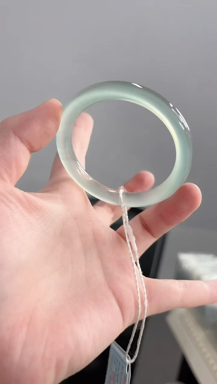 玛瑙/玉髓手镯未镶嵌60圈