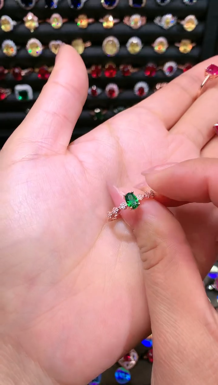 【闪购商品】透辉石戒指银S925镶嵌57