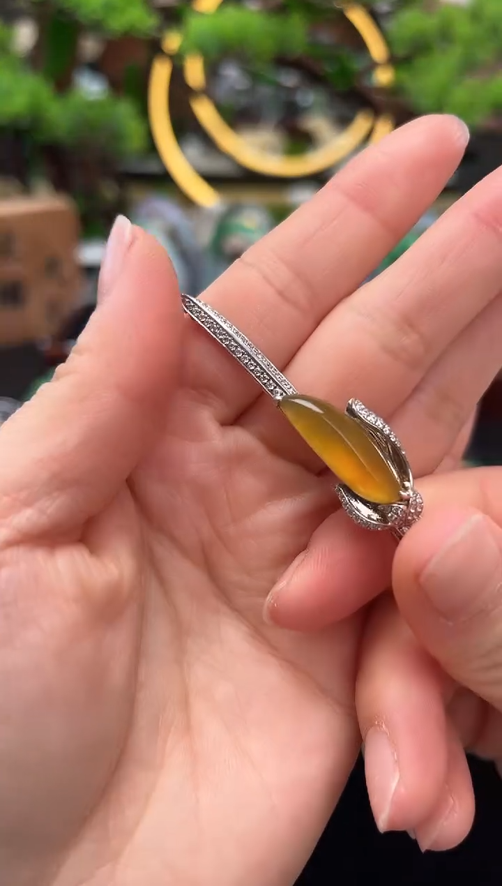 颈饰银S925镶嵌翡翠吊坠