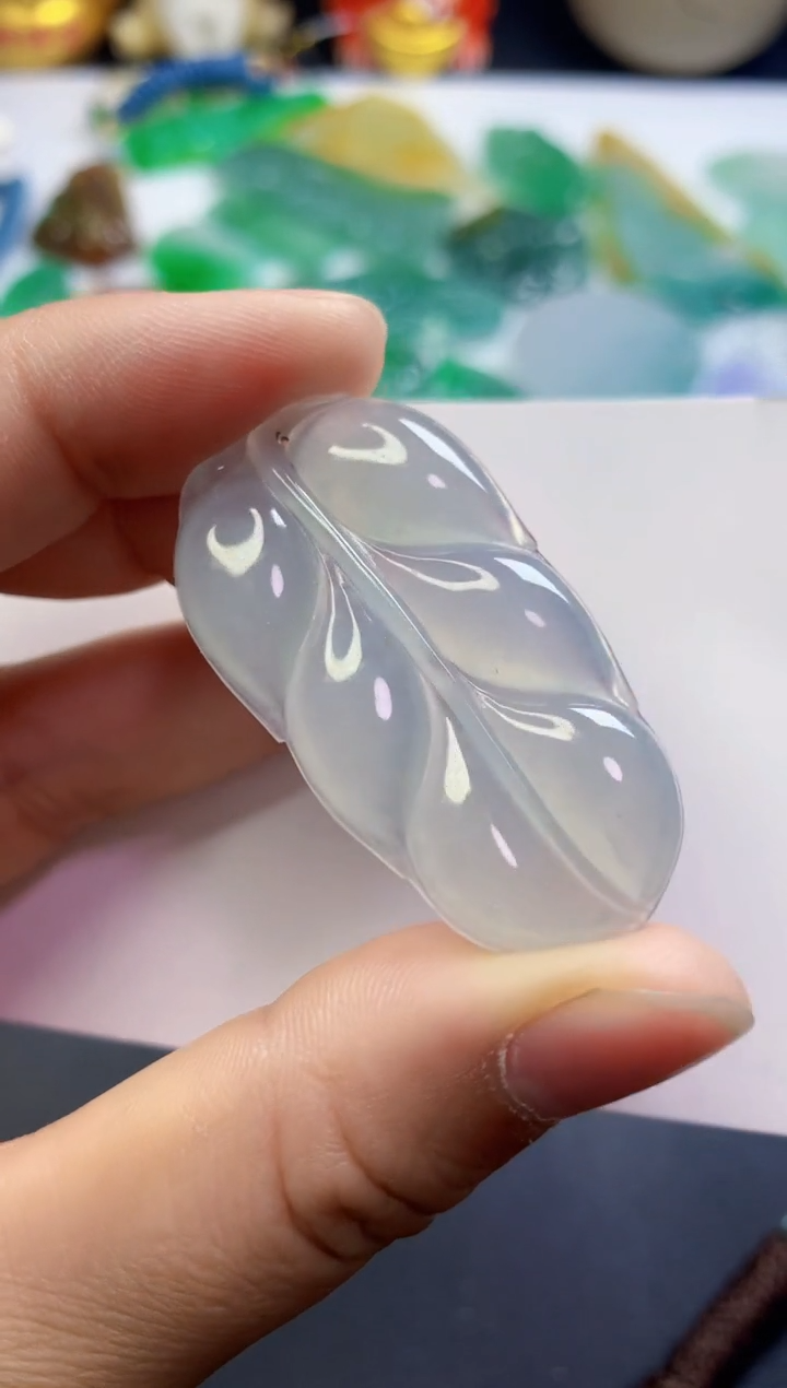 【闪购商品】翡翠吊坠(不含链)未镶嵌4596