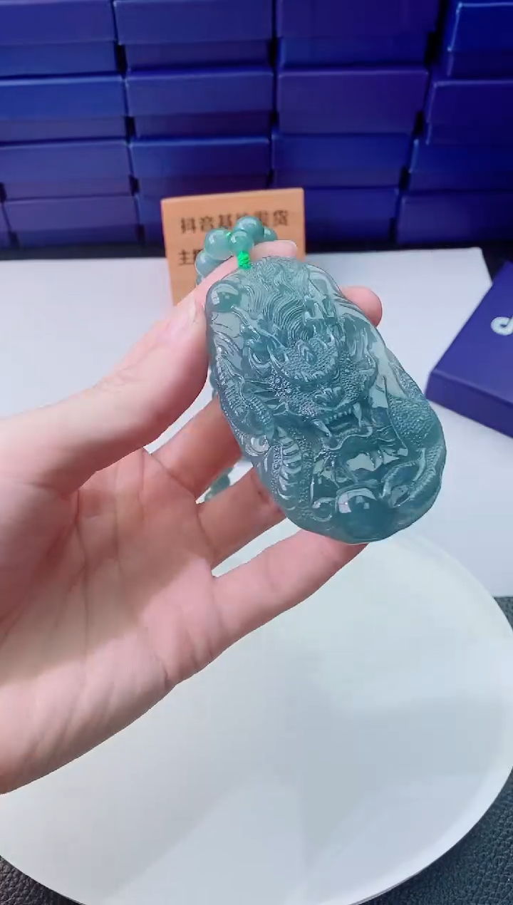 翡翠未镶嵌颈饰11111111