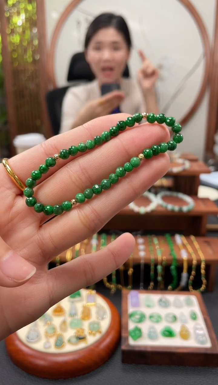 【闪购商品】翡翠套链未镶嵌多样性发货一个  633