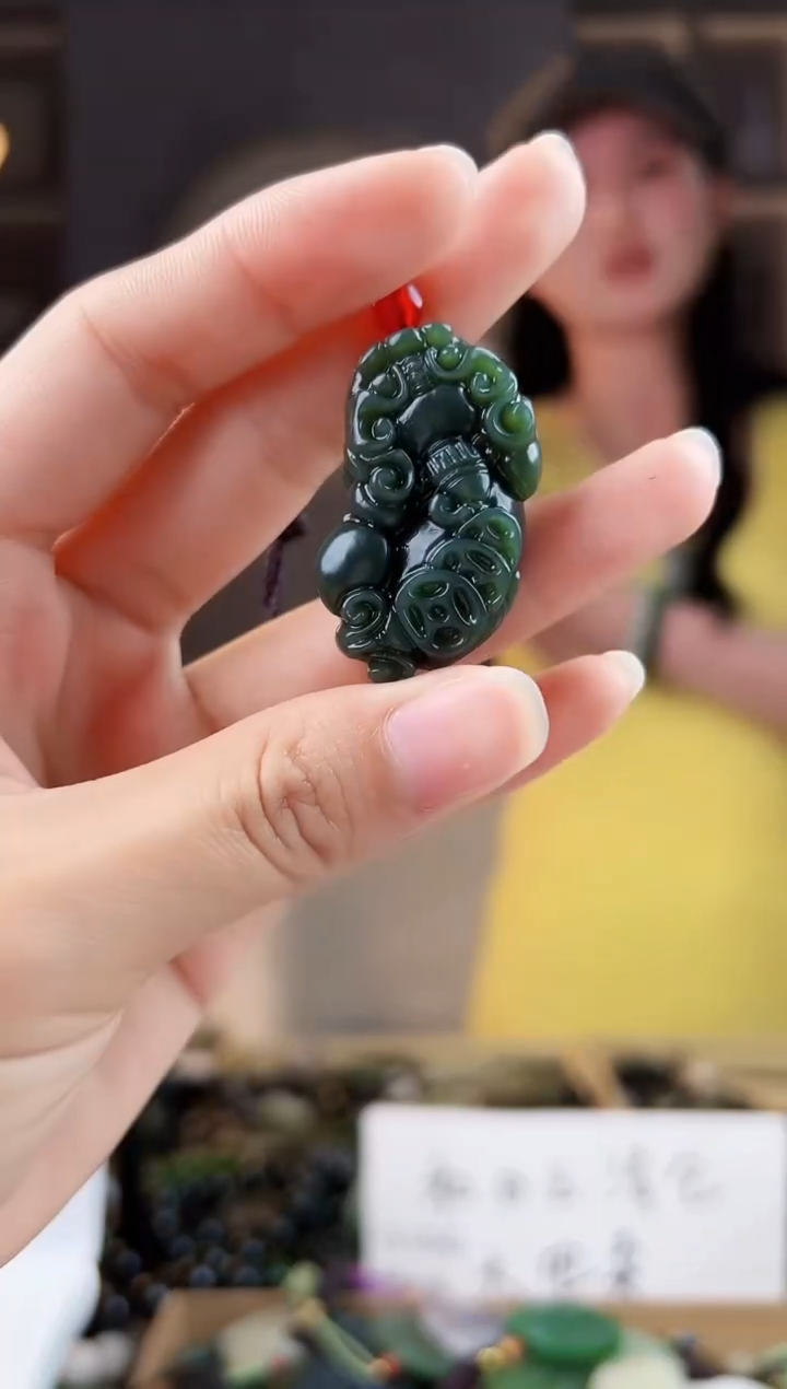 颈饰未镶嵌和田玉拍一发一，多样性发货