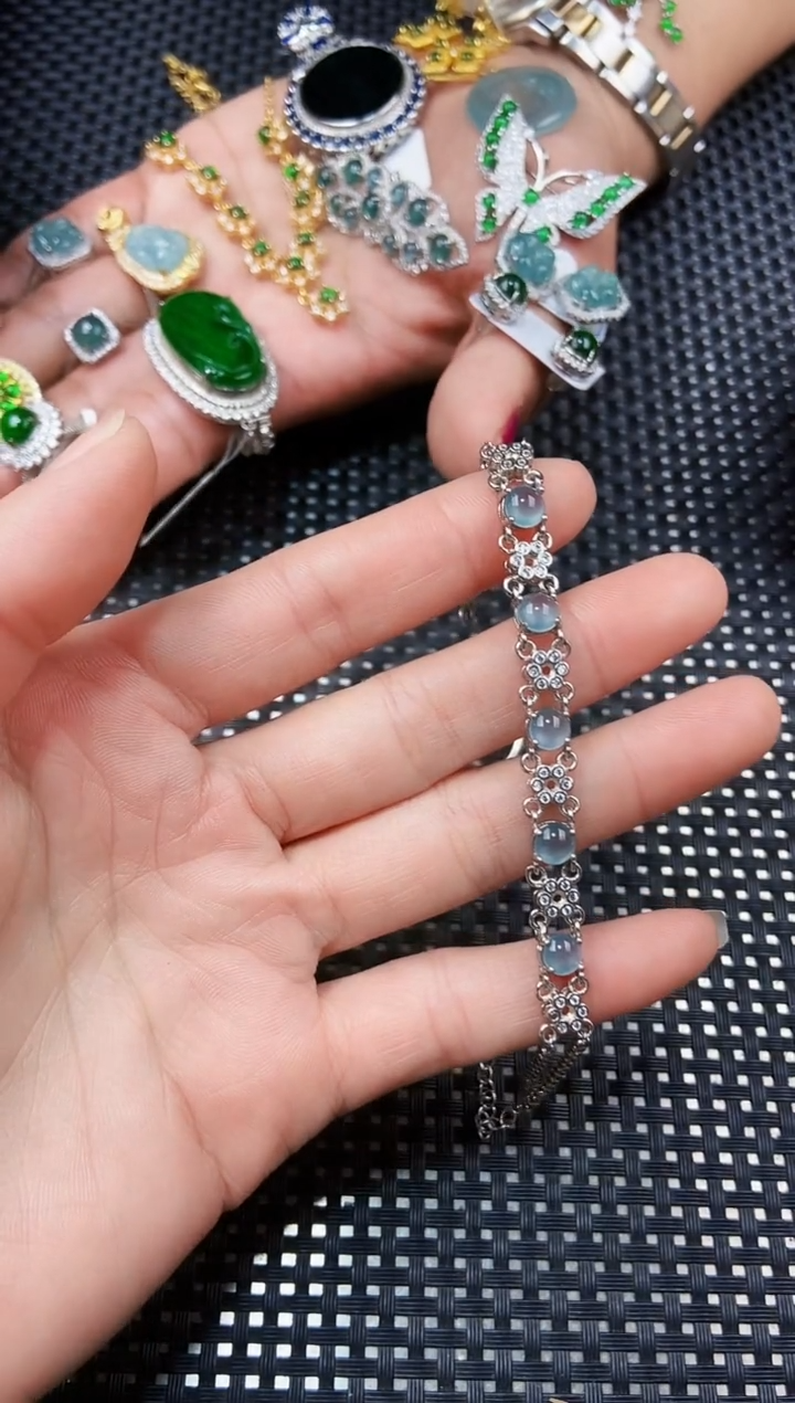 【闪购商品】翡翠手链未镶嵌111111111