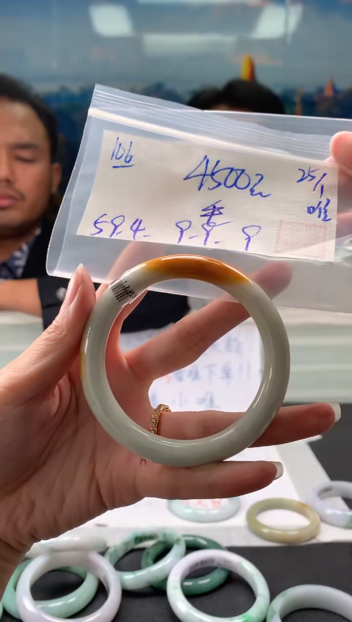 【闪购商品】翡翠手镯未镶嵌翡翠手镯 下单联系小耳机#106