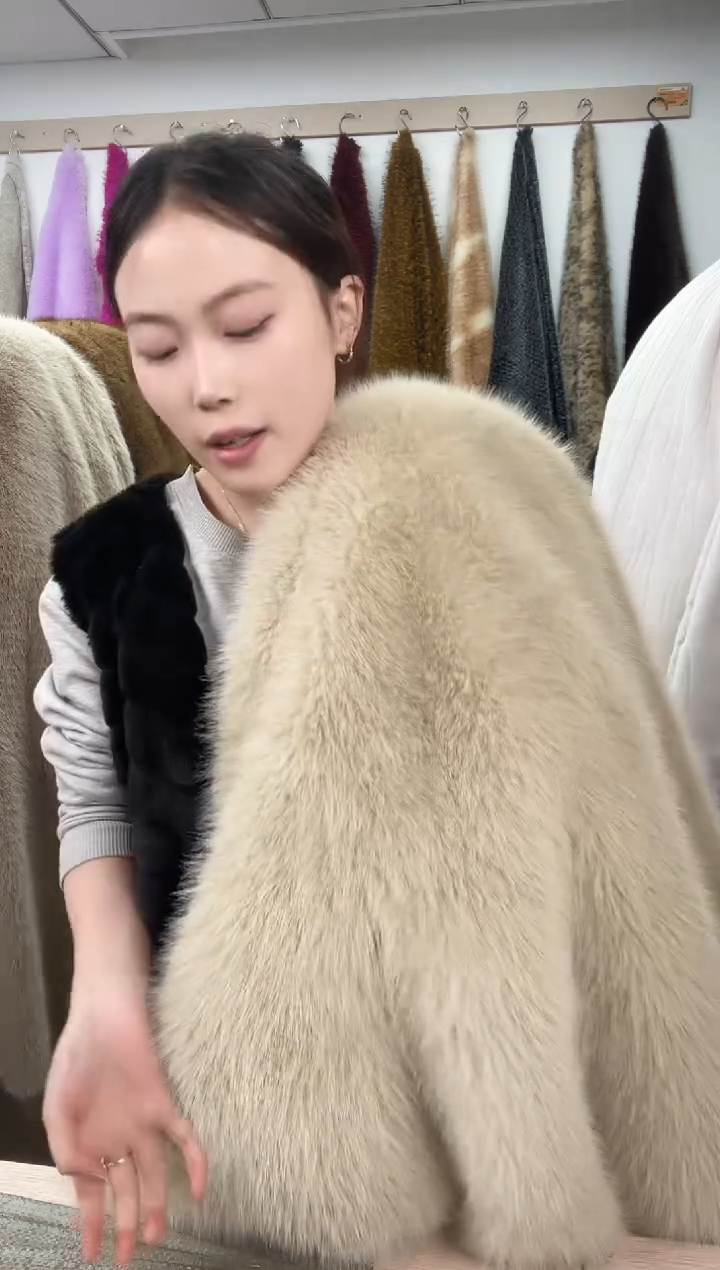 狐狸毛D141尺寸1.7*2.4