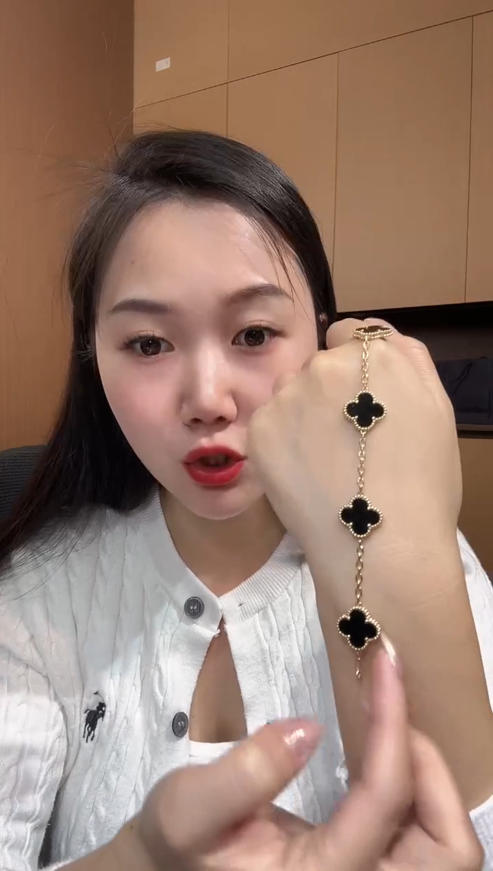 【闪购商品】玛瑙/玉髓手链18K金镶嵌黑色k黄，五花手链GHJ