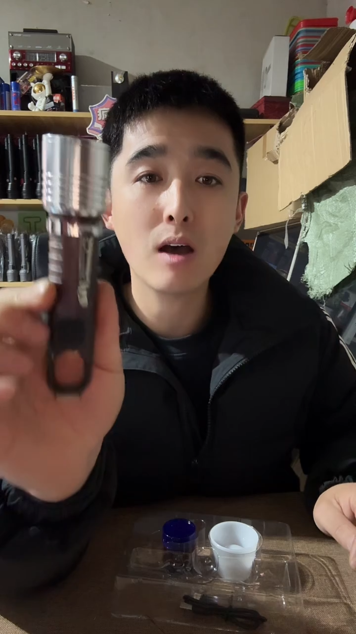 韩版手电按坏的处理了