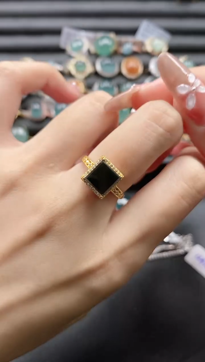 【闪购商品】翡翠戒指银S925镶嵌1111