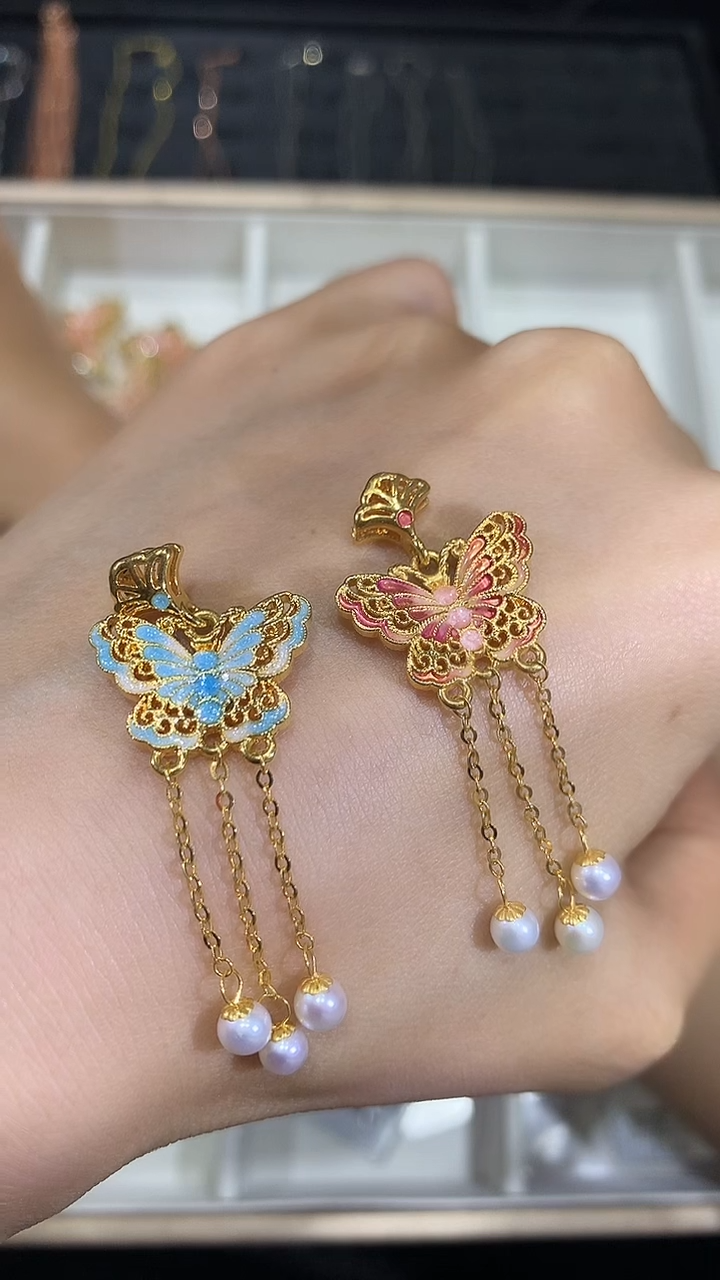 【闪购商品】18K金吊坠(不含链)蝴蝶吊坠多样性发一