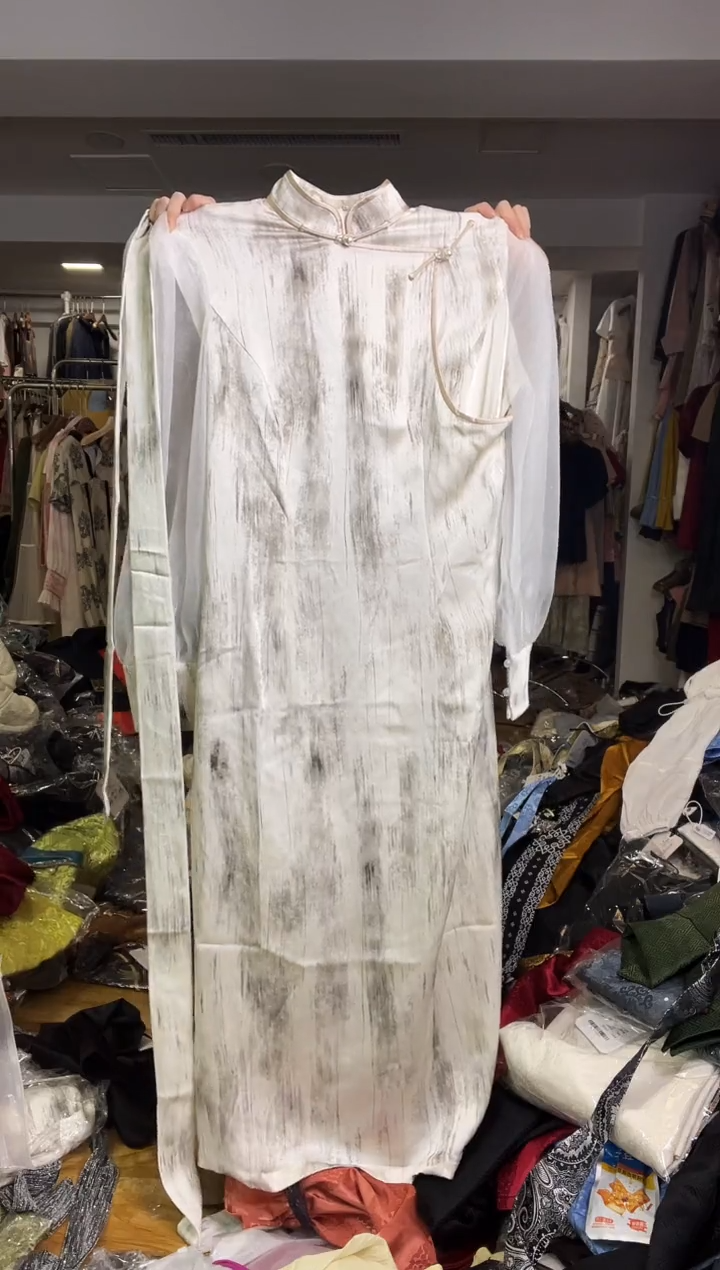 袍子       L码        110-120斤