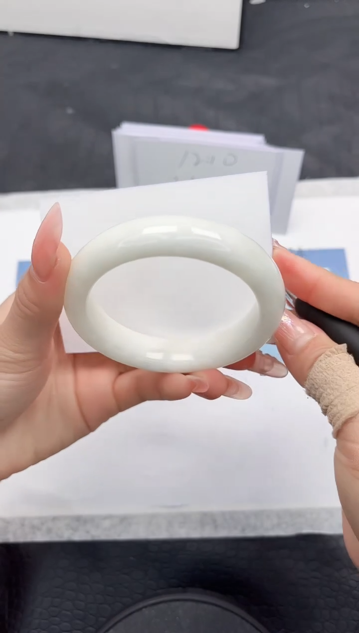 【闪购商品】和田玉手镯未镶嵌N341-56