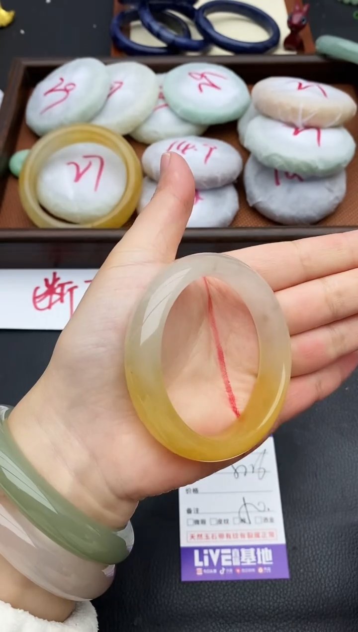 未镶嵌手镯石英质玉188+55/56