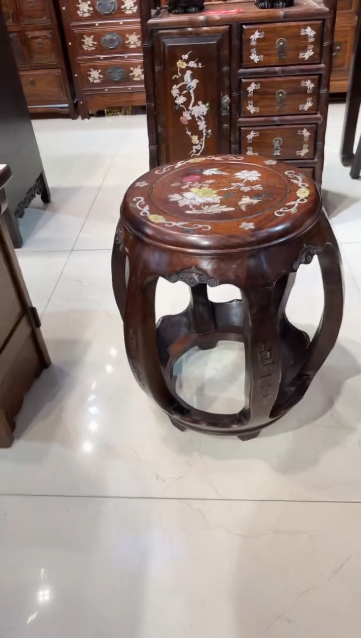 木雕刻花鸟鼓凳658.8888888888