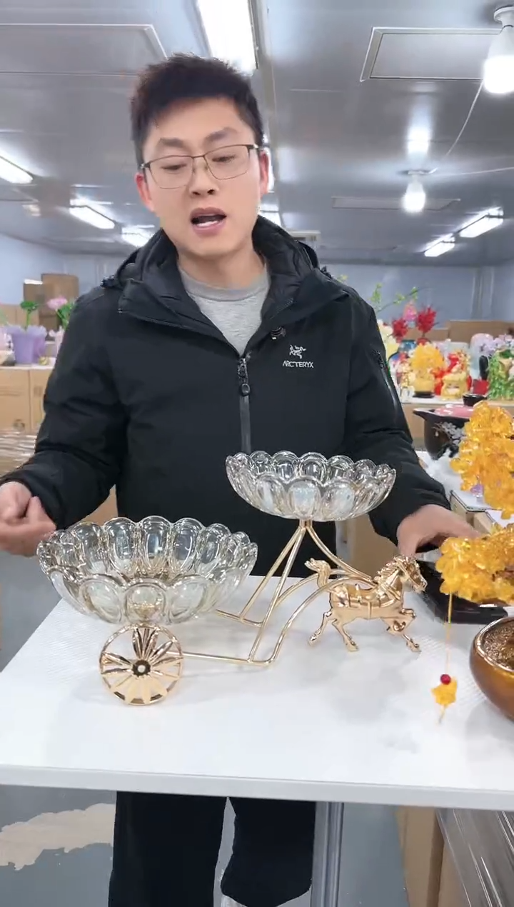 【闪购商品】玻璃云泰00一马当先
