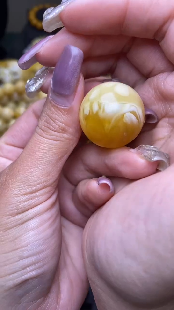 【闪购商品】琥珀裸石未镶嵌葵. 97