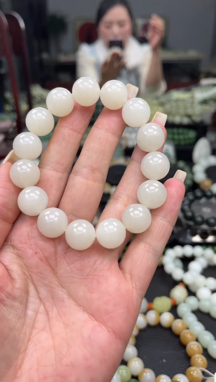 【闪购商品】和田玉手串未镶嵌冰白玉卡14