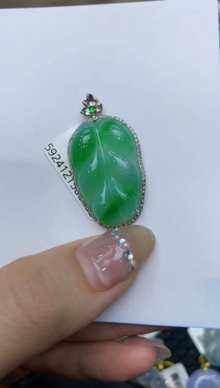 【闪购商品】翡翠颈饰18K金镶嵌222222222·1