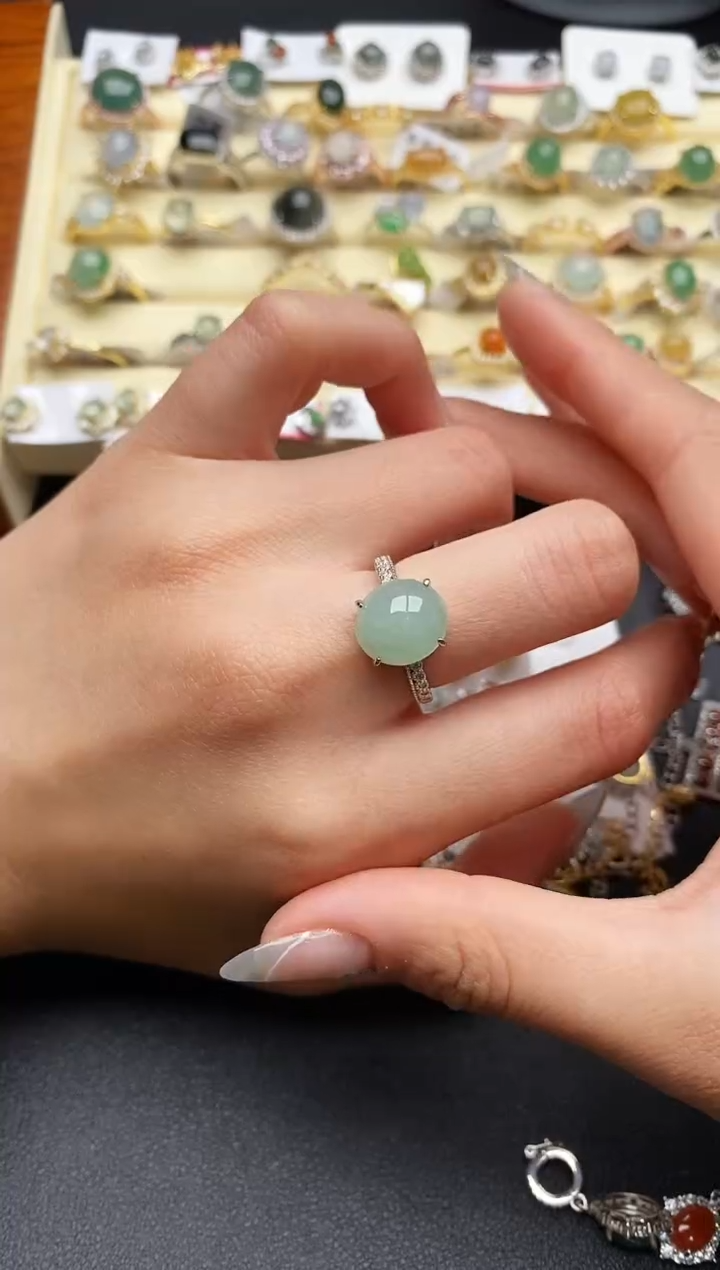 【闪购商品】翡翠戒指银S925镶嵌66666666+4