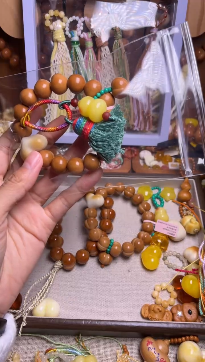 手串猴头核桃周*子差价