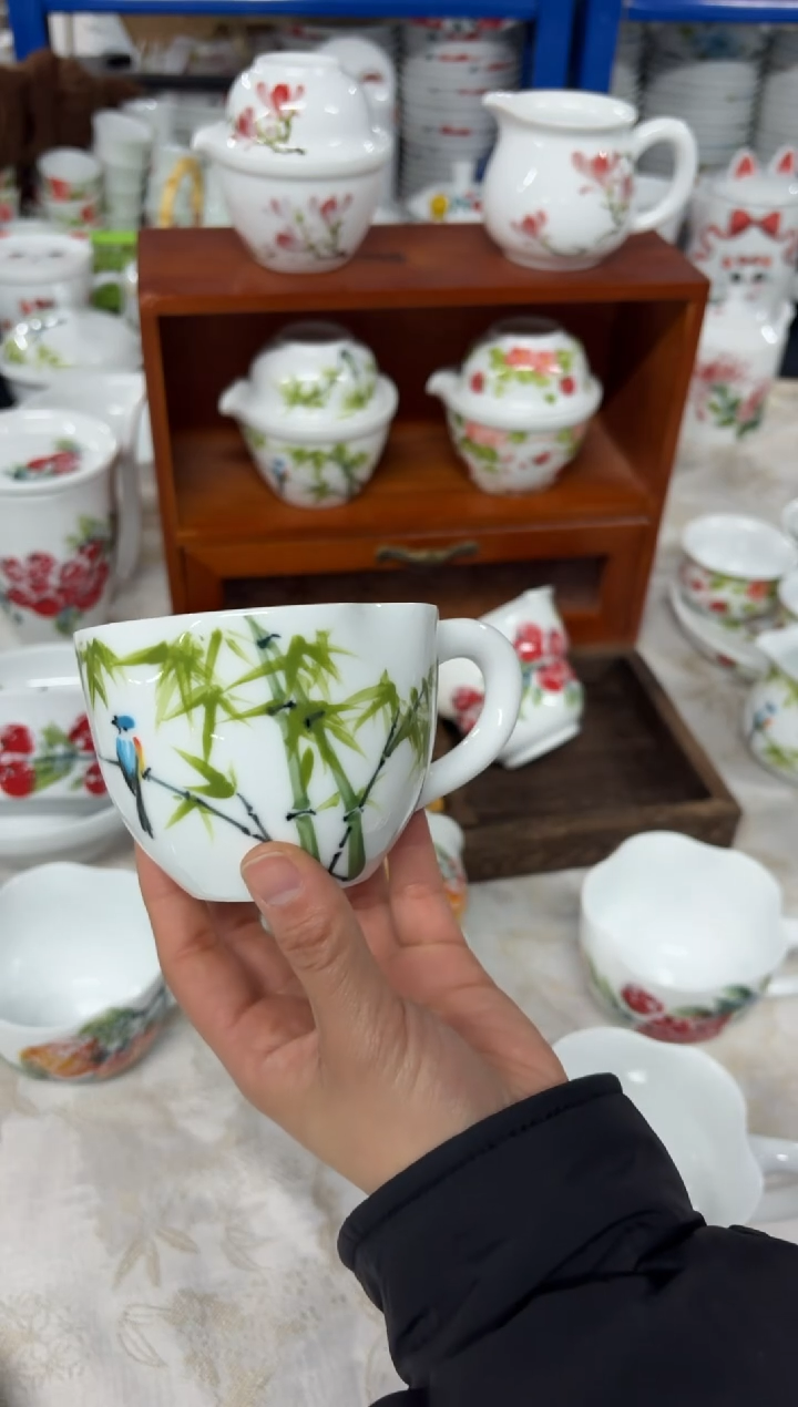 景德镇高温陶瓷食品级手绘釉中彩-花口咖啡杯