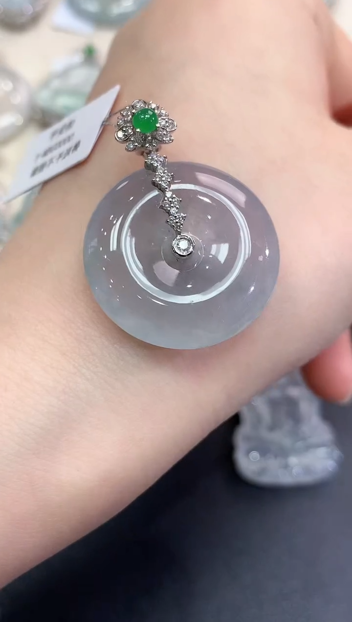 【闪购商品】翡翠颈饰18K金镶嵌C54   