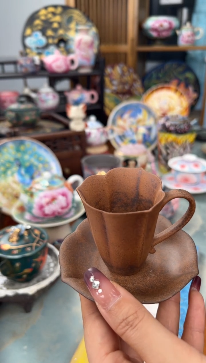 【闪购商品】粗陶美人杯三角梅套杯