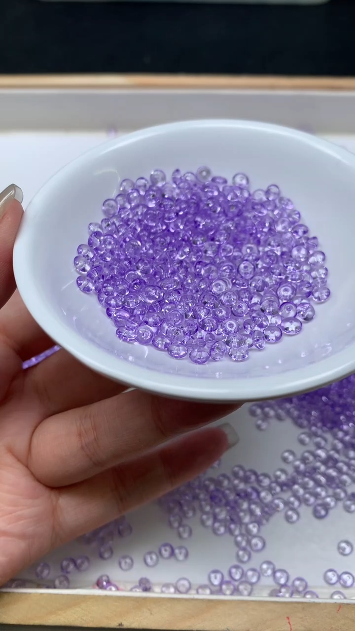 未镶嵌珠宝半成品水晶M735 维 多 利 亚 紫晶2*4mm50个6.8元