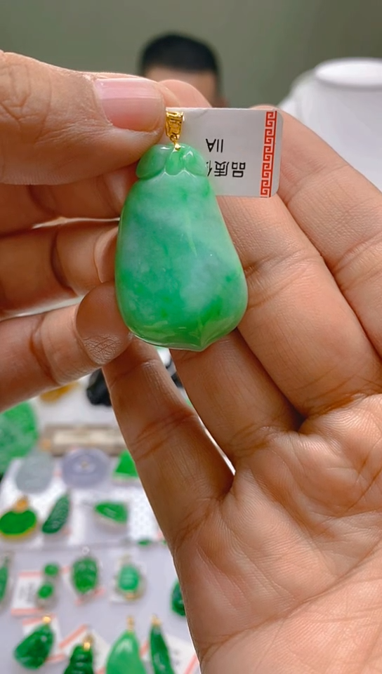 【闪购商品】翡翠颈饰18K金镶嵌新号开播，全场乱卖