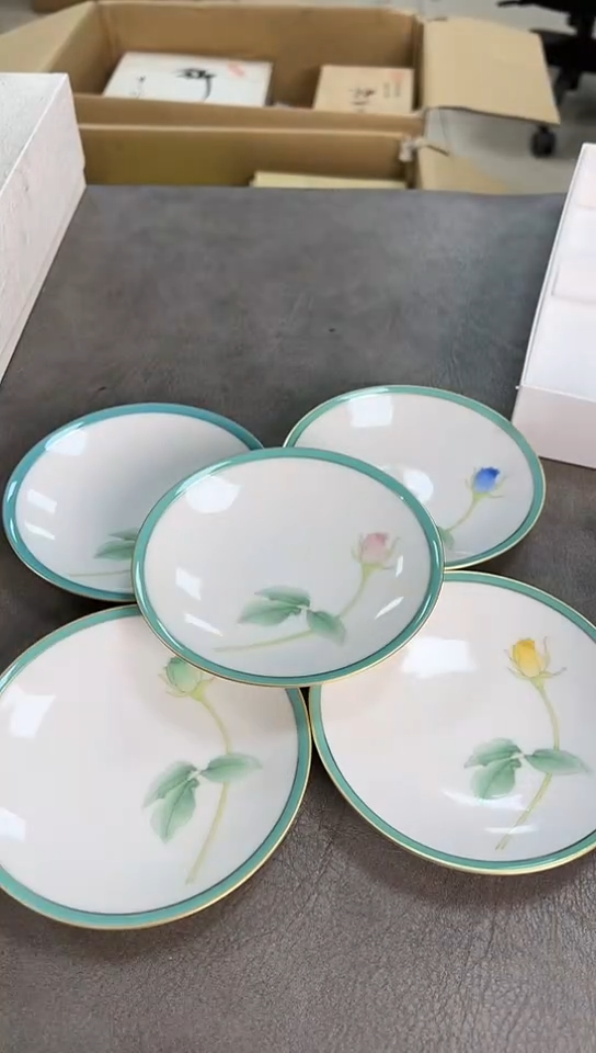 香兰社单只玫瑰五色花全新