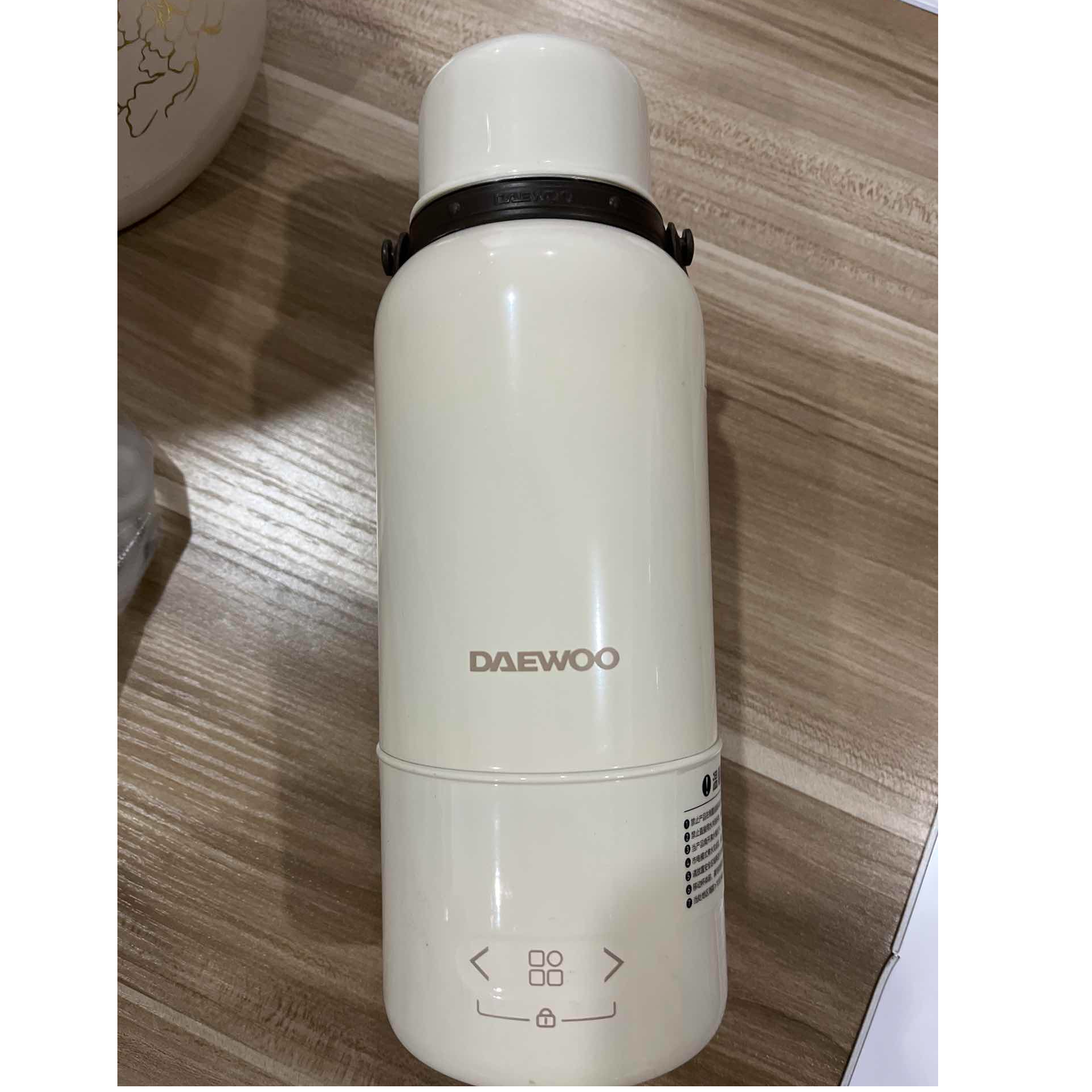 9新 DAEWOO/大宇 【二手】武汉仓热水壶轻微划痕功能完好