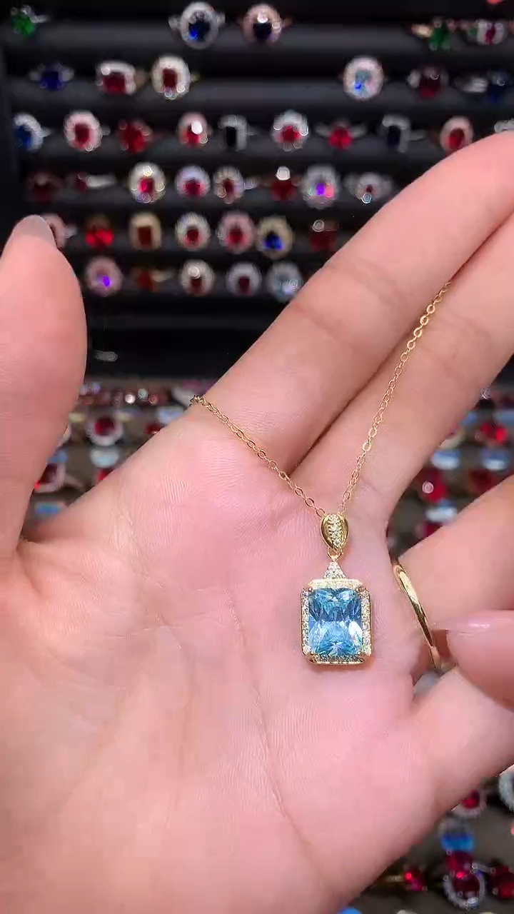 【闪购商品】海蓝宝石吊坠(赠链)银S925镶嵌金色8.10