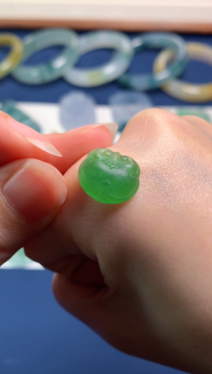 【闪购商品】定制翡翠未镶嵌0531843469