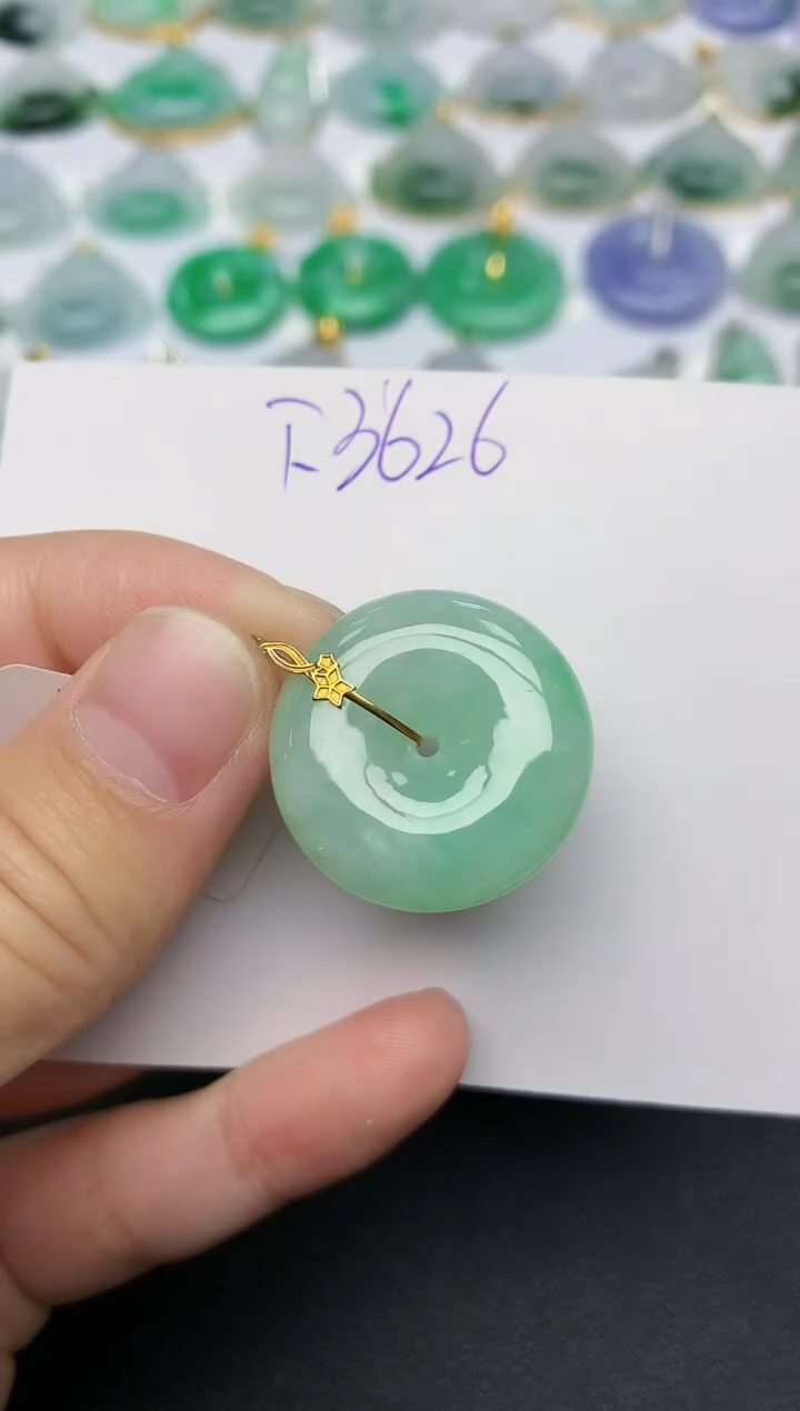 颈饰18K金镶嵌翡翠天然缅甸A货翡翠百元以上9元证书费自理