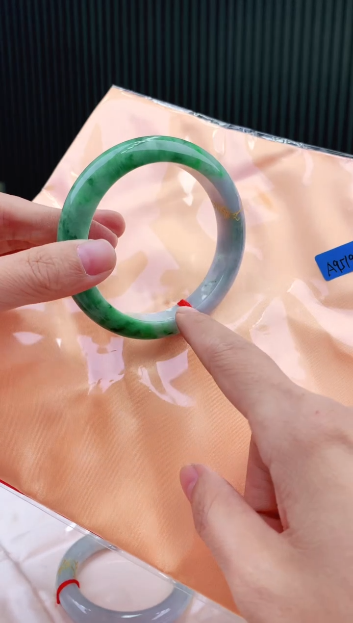 未镶嵌手镯翡翠60