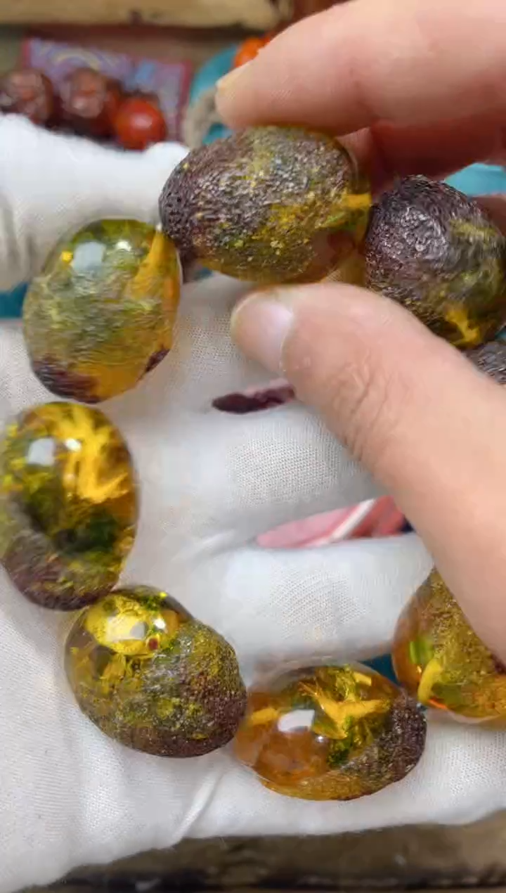 【闪购商品】琥珀裸石未镶嵌点击链接下单即可