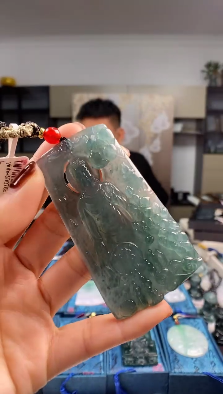 颈饰未镶嵌翡翠多样性发其一
