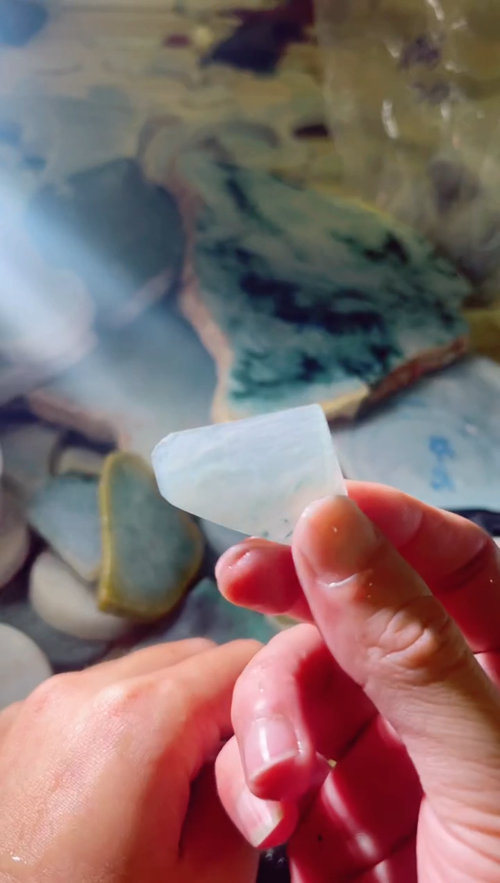 【闪购商品】翡翠颈饰未镶嵌翡翠A货小猫81