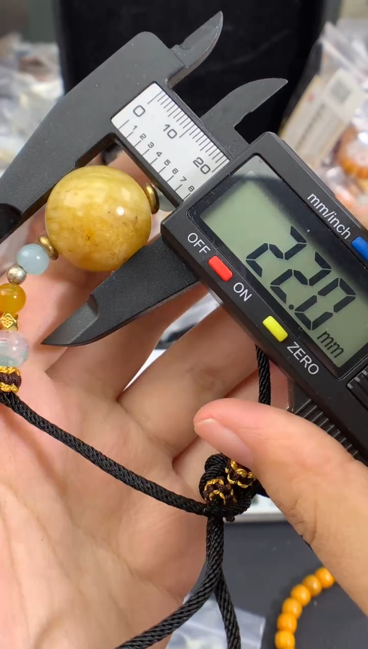 蜜蜡未镶嵌珠宝奇石111