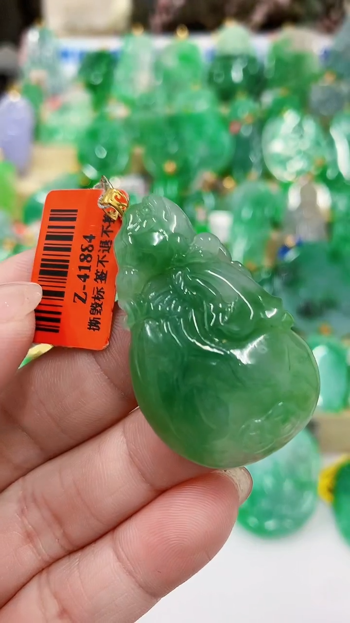 【闪购商品】翡翠吊坠(不含链)18K金镶嵌挂件