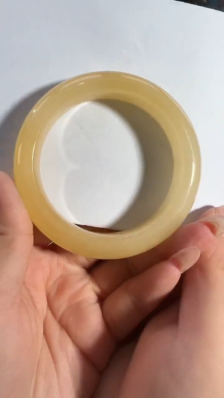 未镶嵌石英质玉（黄龙玉）手镯56圈口17