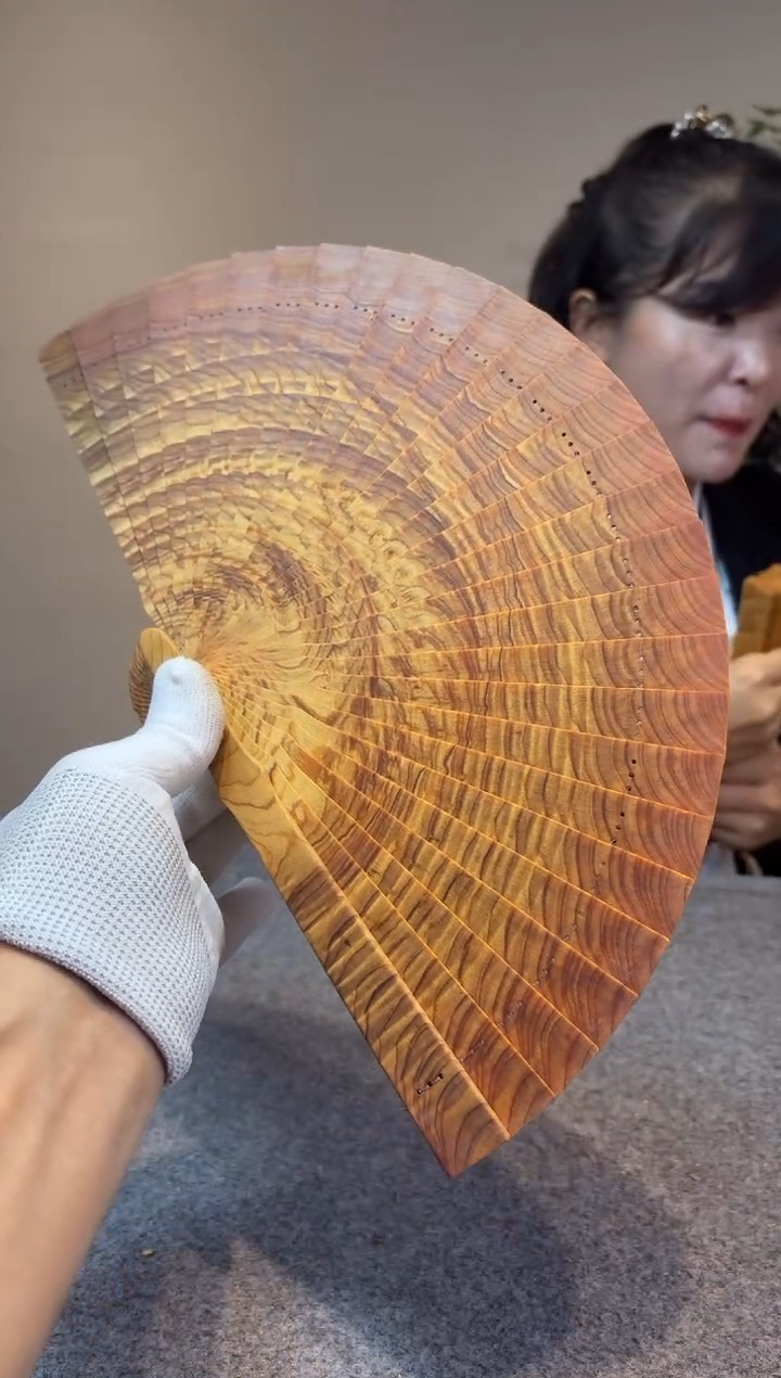 柏木（崖柏）闲**行崖柏崖柏