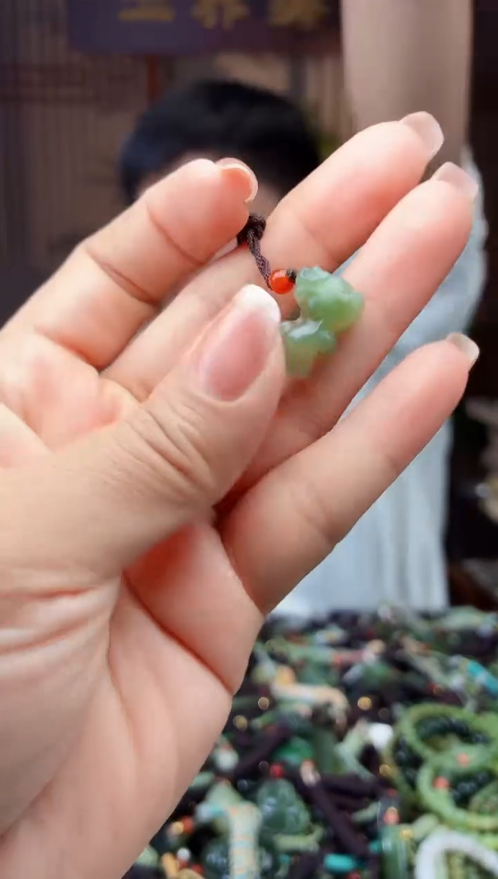 颈饰未镶嵌和田玉多样性发货拍一发一